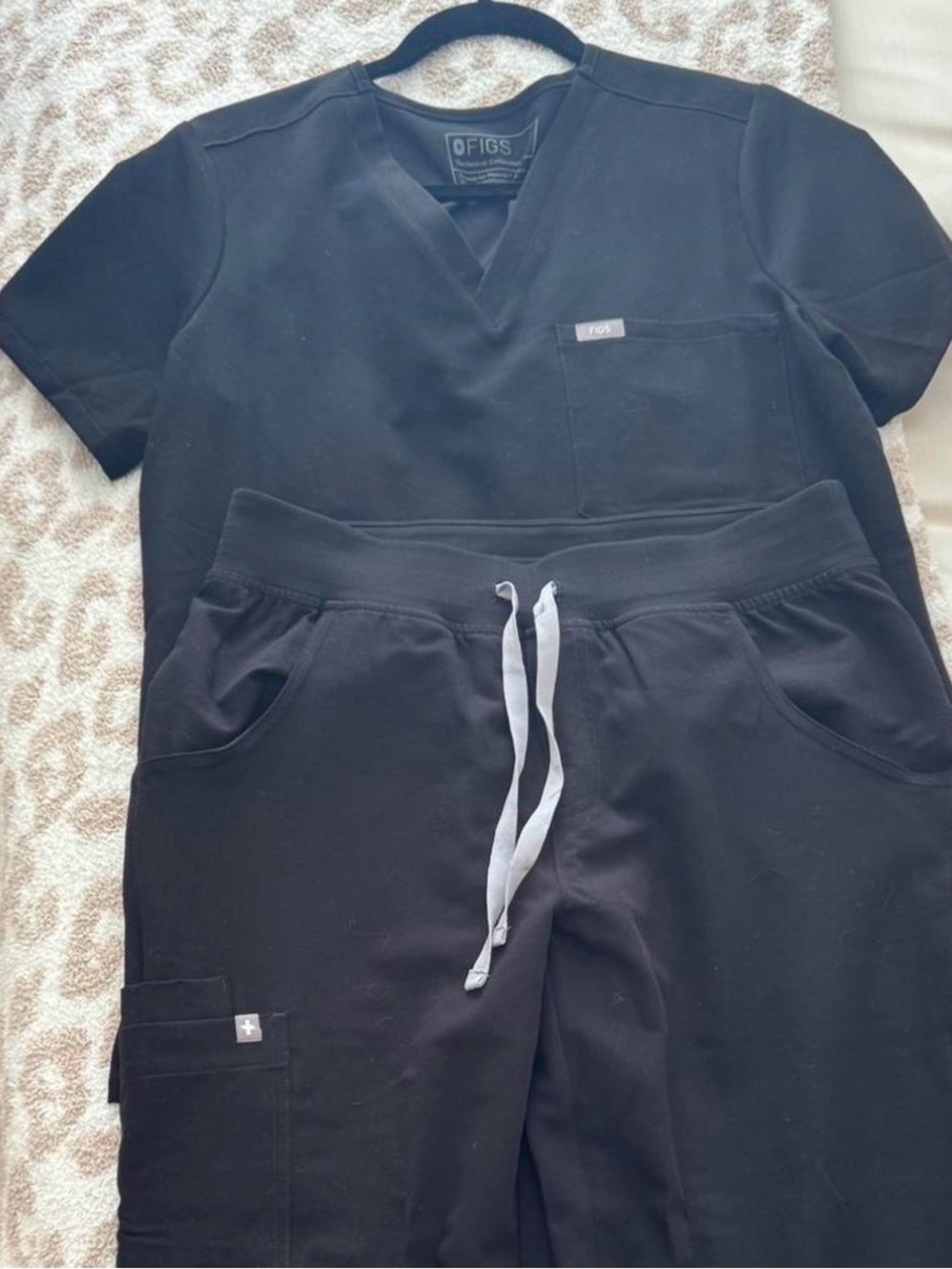Figs scrubs set